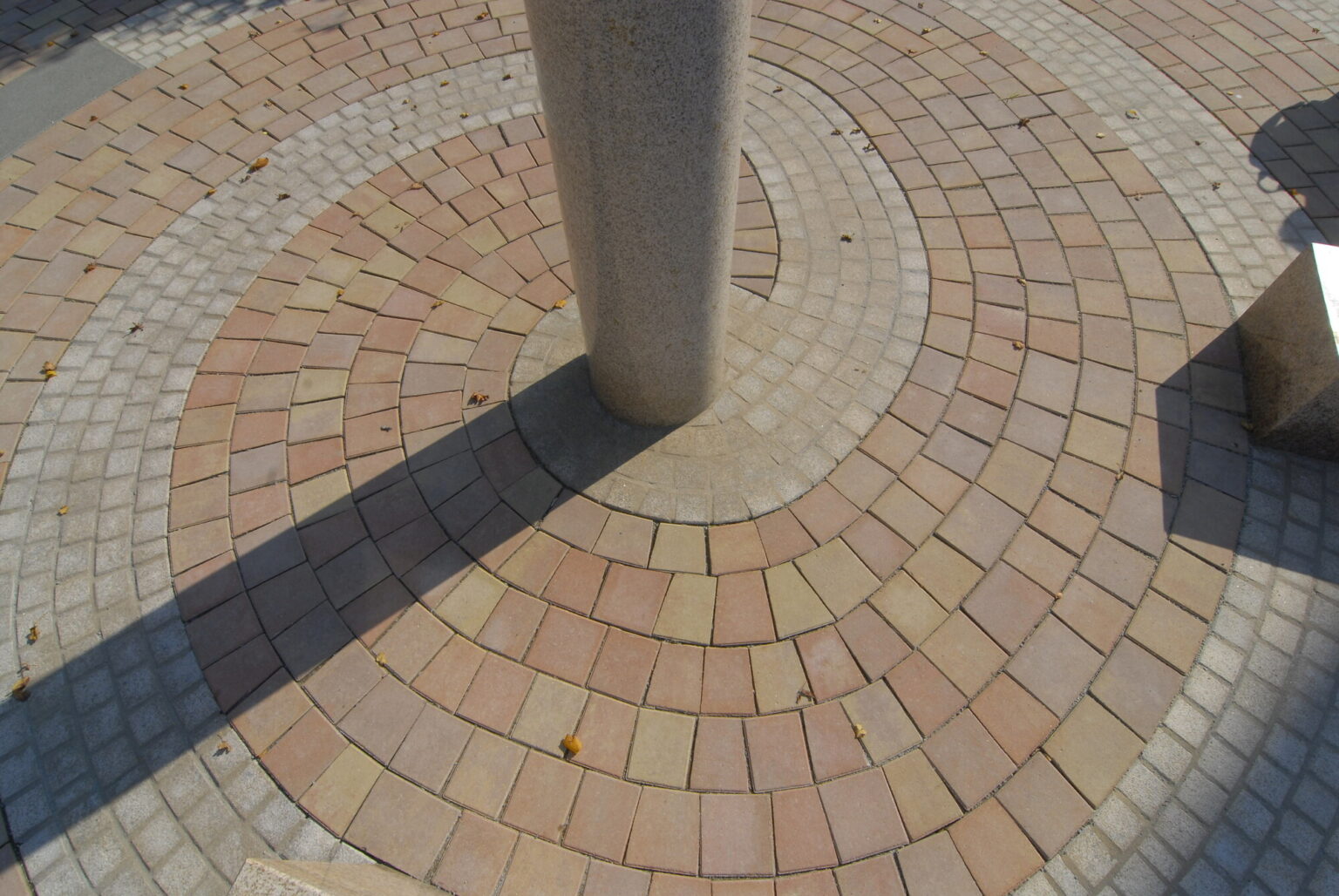 Umgestaltung des Schulhofes und Bau der Sport- und Freizeitanlage